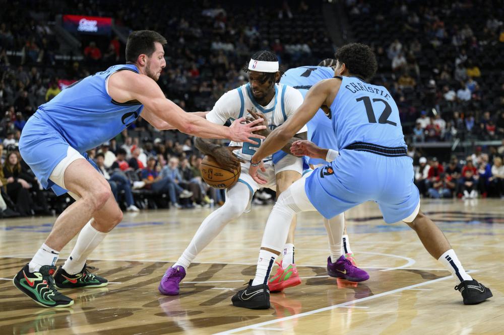 确立了他在 确立了他在