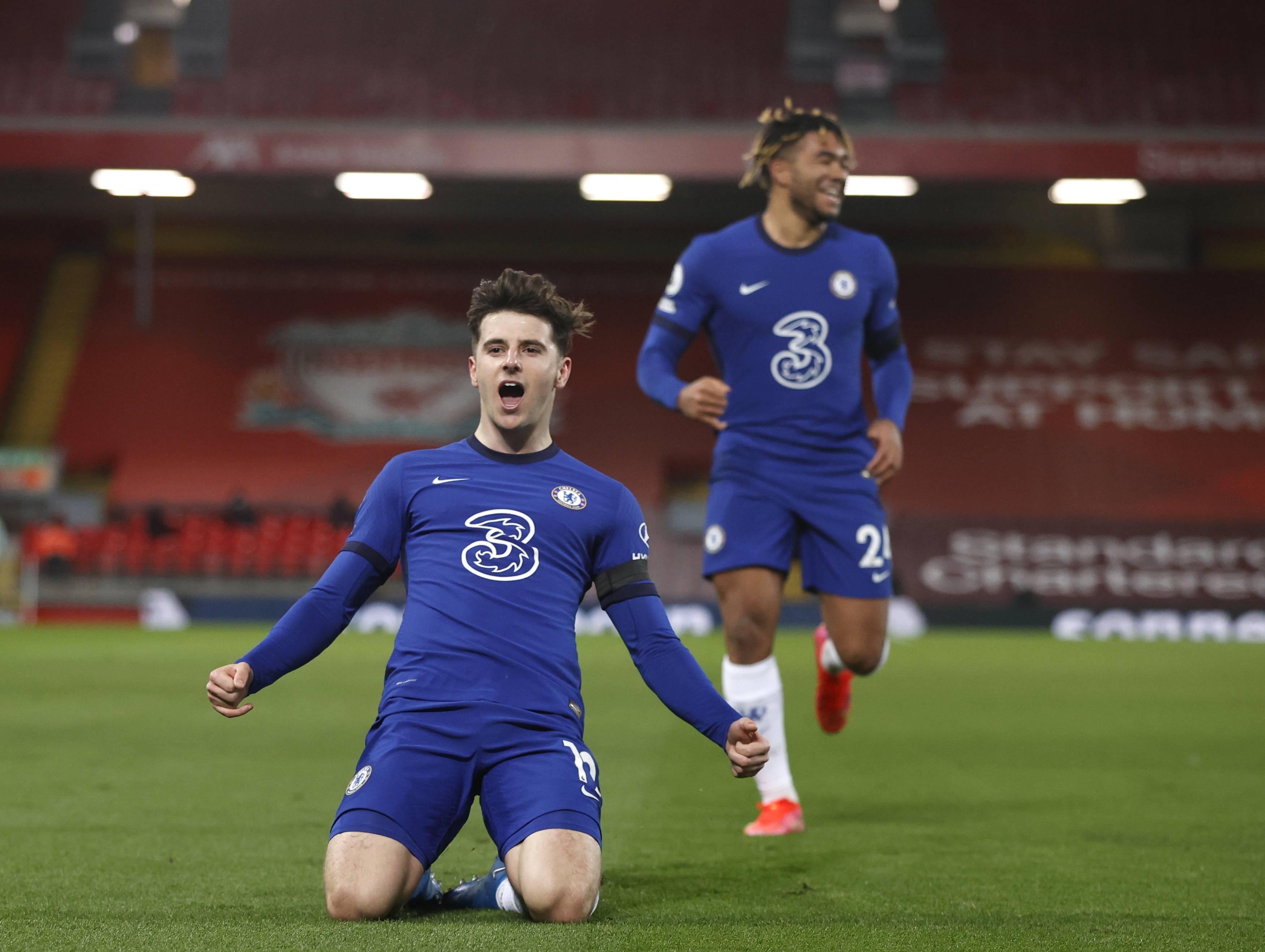 了本届比赛 了本届比赛