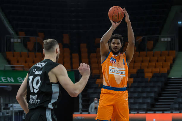 更是为这场 更是为这场